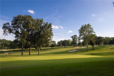 Beautiful all-brick colonial perfectly situated overlooking Hole on Mission Hills Country Club in Kansas - for sale on GolfHomes.com, golf home, golf lot