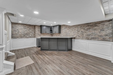 This beautifully remodeled ranch townhome offers the perfect on Crystal Tree Golf and Country Club in Illinois - for sale on GolfHomes.com, golf home, golf lot