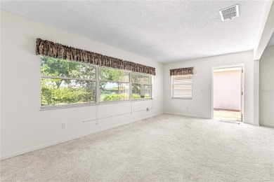 GOLF COURSE LIVING > Spacious Washington Model PRIVATE Courtyard on On Top of the World Golf Course in Florida - for sale on GolfHomes.com, golf home, golf lot