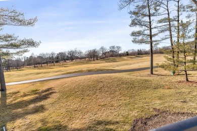 This beautifully remodeled ranch townhome offers the perfect on Crystal Tree Golf and Country Club in Illinois - for sale on GolfHomes.com, golf home, golf lot