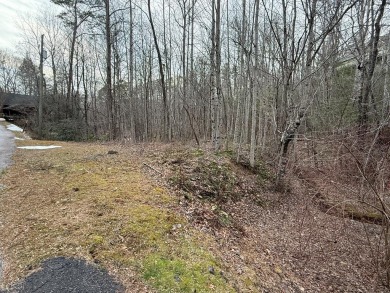 Building lot located in the established golf course community of on Kingwood Golf Club and Resort in Georgia - for sale on GolfHomes.com, golf home, golf lot