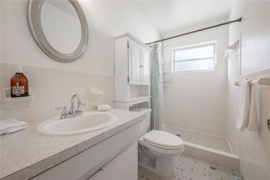 THIS CONDO HAS A BRAND NEW AC UNIT!!! You'll have peace of mind on On Top Of The World Golf Course in Florida - for sale on GolfHomes.com, golf home, golf lot