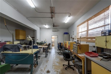 THIS CONDO HAS A BRAND NEW AC UNIT!!! You'll have peace of mind on On Top Of The World Golf Course in Florida - for sale on GolfHomes.com, golf home, golf lot