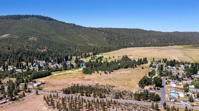 Located just 15 minutes from downtown Klamath Falls, the Round on  in Oregon - for sale on GolfHomes.com, golf home, golf lot