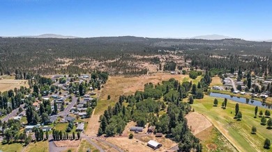 Located just 15 minutes from downtown Klamath Falls, the Round on  in Oregon - for sale on GolfHomes.com, golf home, golf lot
