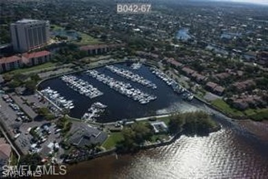 Here you have the best of both worlds..FREE standing feels like on The Landings Yacht, Golf and Tennis Club in Florida - for sale on GolfHomes.com, golf home, golf lot
