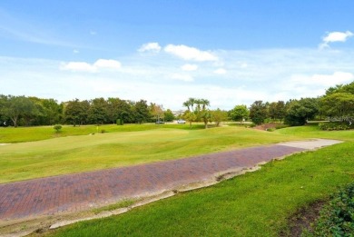 ***ACTIVE MEMBERSHIP*** Check out this beautiful first floor on Reunion Resort Golf Course in Florida - for sale on GolfHomes.com, golf home, golf lot