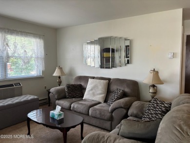 55+Community in Crestwood Village One. This two bedroom front on Keswick Village Golf Course in New Jersey - for sale on GolfHomes.com, golf home, golf lot