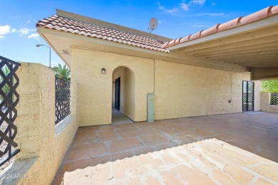 Welcome to this beautifully remodeled 2-bedroom end-unit on Tierra Grande Golf Club in Arizona - for sale on GolfHomes.com, golf home, golf lot