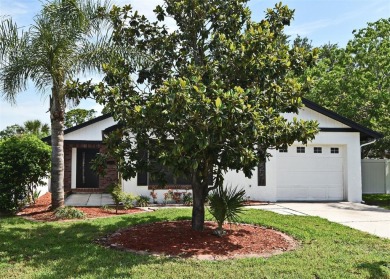 This home offers resort style living all year long!!!!  Ventura on Ventura Country Club in Florida - for sale on GolfHomes.com, golf home, golf lot