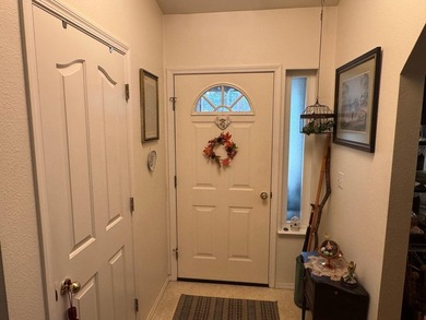 Nice, well established Golf Access Home.  Three Bedrooms, 2 on Lake Shastina Golf Course in California - for sale on GolfHomes.com, golf home, golf lot