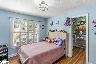 Welcome to this beautifully updated home in Hunter's Creek on Hunters Creek Golf and Country Club  in South Carolina - for sale on GolfHomes.com, golf home, golf lot