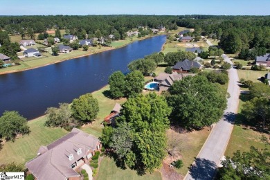 Welcome to this beautifully updated home in Hunter's Creek on Hunters Creek Golf and Country Club  in South Carolina - for sale on GolfHomes.com, golf home, golf lot