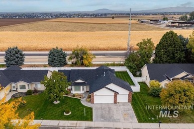 OPEN HOUSE SAT 1/22 10-1 Welcome home to this pristine residence on Lakeview Golf Club in ID - for sale on GolfHomes.com, golf home, golf lot