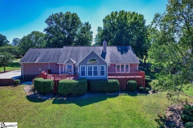 Welcome to this beautifully updated home in Hunter's Creek on Hunters Creek Golf and Country Club  in South Carolina - for sale on GolfHomes.com, golf home, golf lot