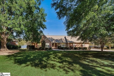 Welcome to this beautifully updated home in Hunter's Creek on Hunters Creek Golf and Country Club  in South Carolina - for sale on GolfHomes.com, golf home, golf lot