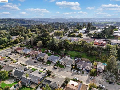 Located in Oakland's Sequoyah Heights neighborhood, this on Sequoyah Country Club in California - for sale on GolfHomes.com, golf home, golf lot