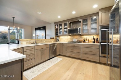This welcoming home located in the heart of Arrowhead features on Beaver Creek Golf Club in Colorado - for sale on GolfHomes.com, golf home, golf lot