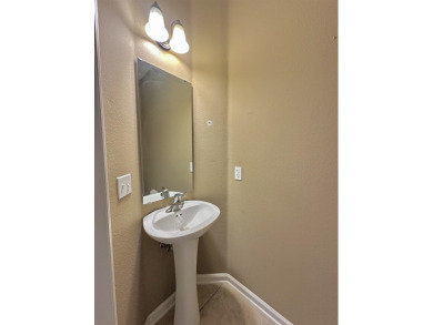 This well-maintained end-unit townhome features an open floor on  in Florida - for sale on GolfHomes.com, golf home, golf lot