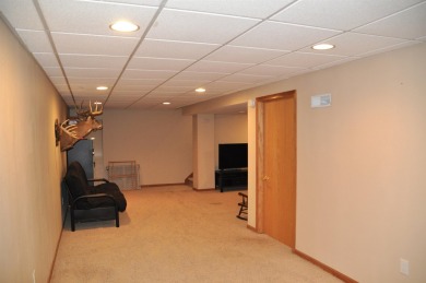 NEW LISTING!!  Welcome to this nicely maintained 4 bedroom, 3 on West Brook Hills Golf Course in Wisconsin - for sale on GolfHomes.com, golf home, golf lot