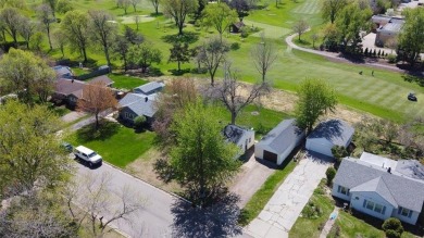 Recently updated overlooking Southview Country Club! Brand new on Southview Country Club in Minnesota - for sale on GolfHomes.com, golf home, golf lot