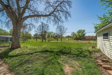 Recently updated overlooking Southview Country Club! Brand new on Southview Country Club in Minnesota - for sale on GolfHomes.com, golf home, golf lot