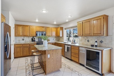 Tucked away on a quiet dead-end cul-de-sac just off Meadowwood on Meadow Wood Golf Course in Washington - for sale on GolfHomes.com, golf home, golf lot