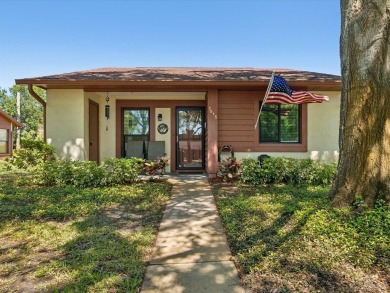 Over $45,000 in remodel and upgrades in this beautiful 2/2, end on Beacon Woods Golf Club in Florida - for sale on GolfHomes.com, golf home, golf lot