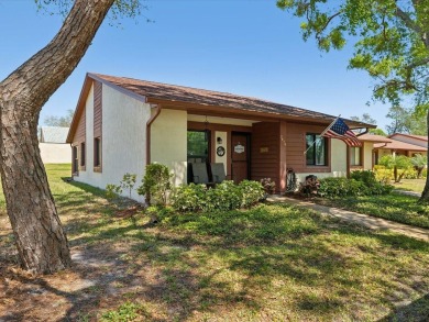 Over $45,000 in remodel and upgrades in this beautiful 2/2, end on Beacon Woods Golf Club in Florida - for sale on GolfHomes.com, golf home, golf lot