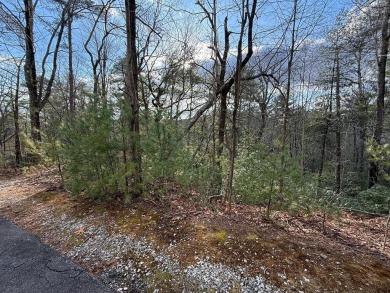 Building lot located in the established golf course community of on Kingwood Golf Club and Resort in Georgia - for sale on GolfHomes.com, golf home, golf lot