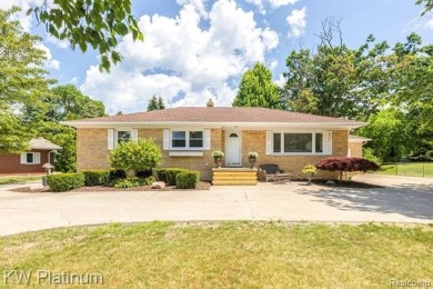 * Offers deadline is 6pm Monday, July 7th* Attention golf on Port Huron Golf Club in Michigan - for sale on GolfHomes.com, golf home, golf lot