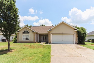 Welcome to 677 Tidal Point Ln, a charming 3-bedroom, 2 on Arrowhead Country Club in South Carolina - for sale on GolfHomes.com, golf home, golf lot