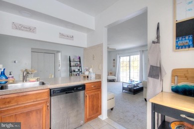 Welcome to this beautifully updated one-bedroom, one-bath on Ron Jaworskis Valleybrook Golf Course in New Jersey - for sale on GolfHomes.com, golf home, golf lot