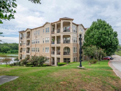 This exquisite waterfront/penthouse condominium with gorgeous on Cascades Golf Club in Texas - for sale on GolfHomes.com, golf home, golf lot