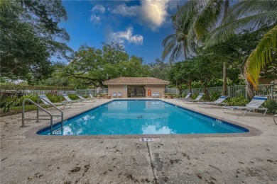 Two-story Townhome with garage in Villas of Rolling Hills in on Grande Oaks Golf Club in Florida - for sale on GolfHomes.com, golf home, golf lot