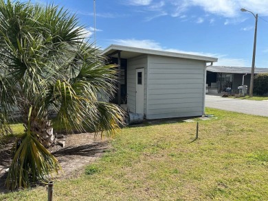 BRAND NEW 2024 AC UNIT AND DUCT WORK!!!! ENJOY THIS SPACIOUS on YMCA Par 3 Home of the First Tee of Lakeland in Florida - for sale on GolfHomes.com, golf home, golf lot