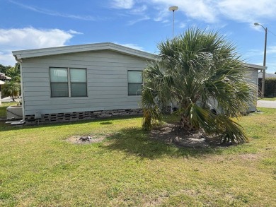 BRAND NEW 2024 AC UNIT AND DUCT WORK!!!! ENJOY THIS SPACIOUS on YMCA Par 3 Home of the First Tee of Lakeland in Florida - for sale on GolfHomes.com, golf home, golf lot