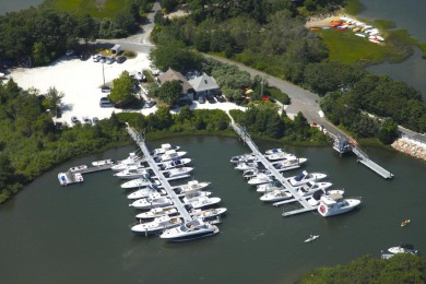 Price improvement! Bright and charming 2-bedroom, 2-bath condo on The Country Club At New Seabury in Massachusetts - for sale on GolfHomes.com, golf home, golf lot