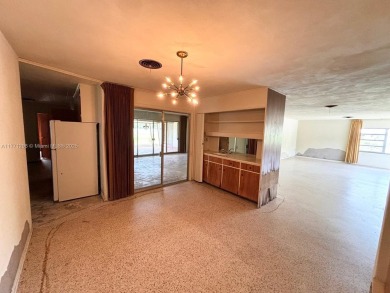 This traditional-style residence nestled in the picturesque on Plantation Inn and Golf Resort  in Florida - for sale on GolfHomes.com, golf home, golf lot