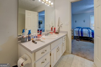 Clean well-maintained move-in ready 3/2 ranch home with a large on Turtle Cove Golf Course in Georgia - for sale on GolfHomes.com, golf home, golf lot