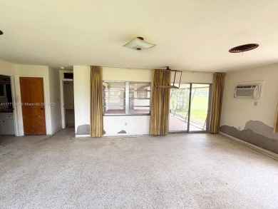 This traditional-style residence nestled in the picturesque on Plantation Inn and Golf Resort  in Florida - for sale on GolfHomes.com, golf home, golf lot