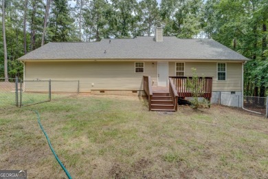 Clean well-maintained move-in ready 3/2 ranch home with a large on Turtle Cove Golf Course in Georgia - for sale on GolfHomes.com, golf home, golf lot