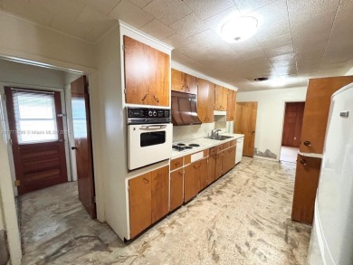 This traditional-style residence nestled in the picturesque on Plantation Inn and Golf Resort  in Florida - for sale on GolfHomes.com, golf home, golf lot