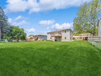 Five Star Neighborhood and Location in Urbandale! 4 bedroom, 3 on Urbandale Golf and Country Club in Iowa - for sale on GolfHomes.com, golf home, golf lot