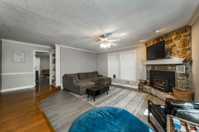 This home is currently rented.  Please call listing agent for on Indian Hills Country Club in Arkansas - for sale on GolfHomes.com, golf home, golf lot