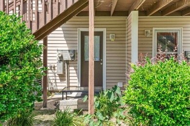 Beautifully renovated 1-bedroom, 1-bath unit in the Courtyard! on Arrowhead Country Club in South Carolina - for sale on GolfHomes.com, golf home, golf lot