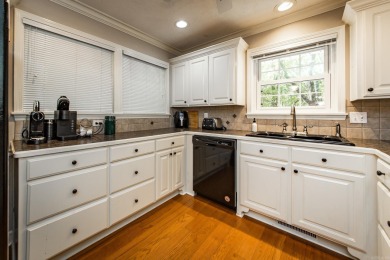 This home is currently rented.  Please call listing agent for on Indian Hills Country Club in Arkansas - for sale on GolfHomes.com, golf home, golf lot