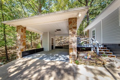 This home is currently rented.  Please call listing agent for on Indian Hills Country Club in Arkansas - for sale on GolfHomes.com, golf home, golf lot