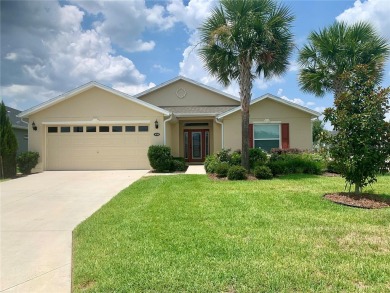 ****BACK ON MARKET DUE TO BUYER'S FINANCING FALLING THROUGH**** on Arlington Ridge Golf Club in Florida - for sale on GolfHomes.com, golf home, golf lot