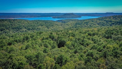 This home is currently rented.  Please call listing agent for on Indian Hills Country Club in Arkansas - for sale on GolfHomes.com, golf home, golf lot